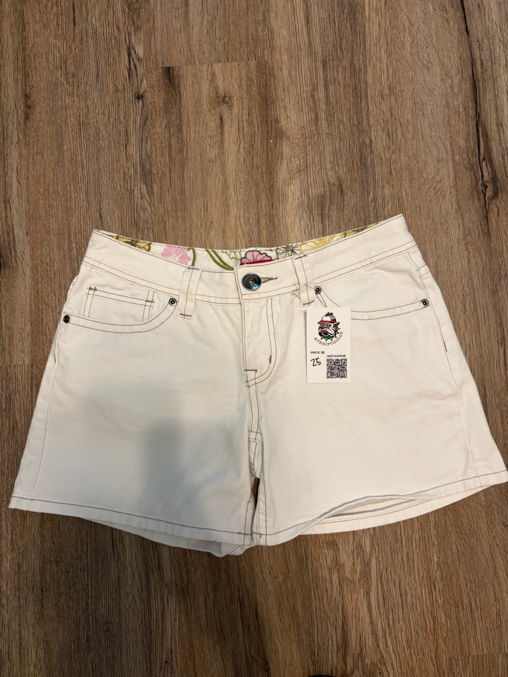 UNIONBAY White Women's Cotton Shorts with Floral Waistband